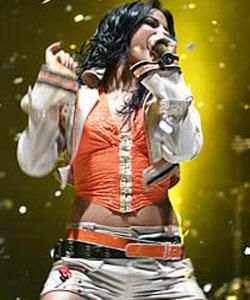 ->->->Fi primul<-<-<- - vreau o poza cu mite cu parul prins - Maite