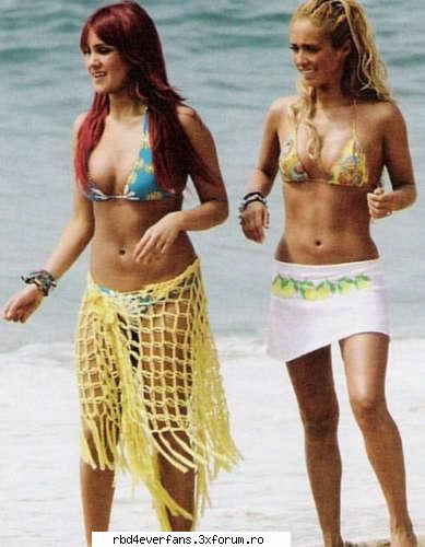 Galerie - Ele pe plaja in ReBelDe - Las rebeldes