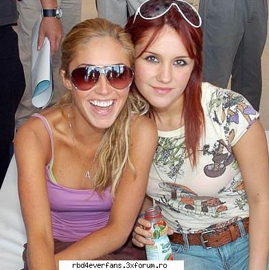 Galerie - Dulce shi Anahi nemaciate - Las rebeldes
