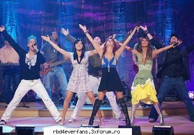 Stiri despre RBD - Cristina Show Formatia RBD a fost invitata in - RBD